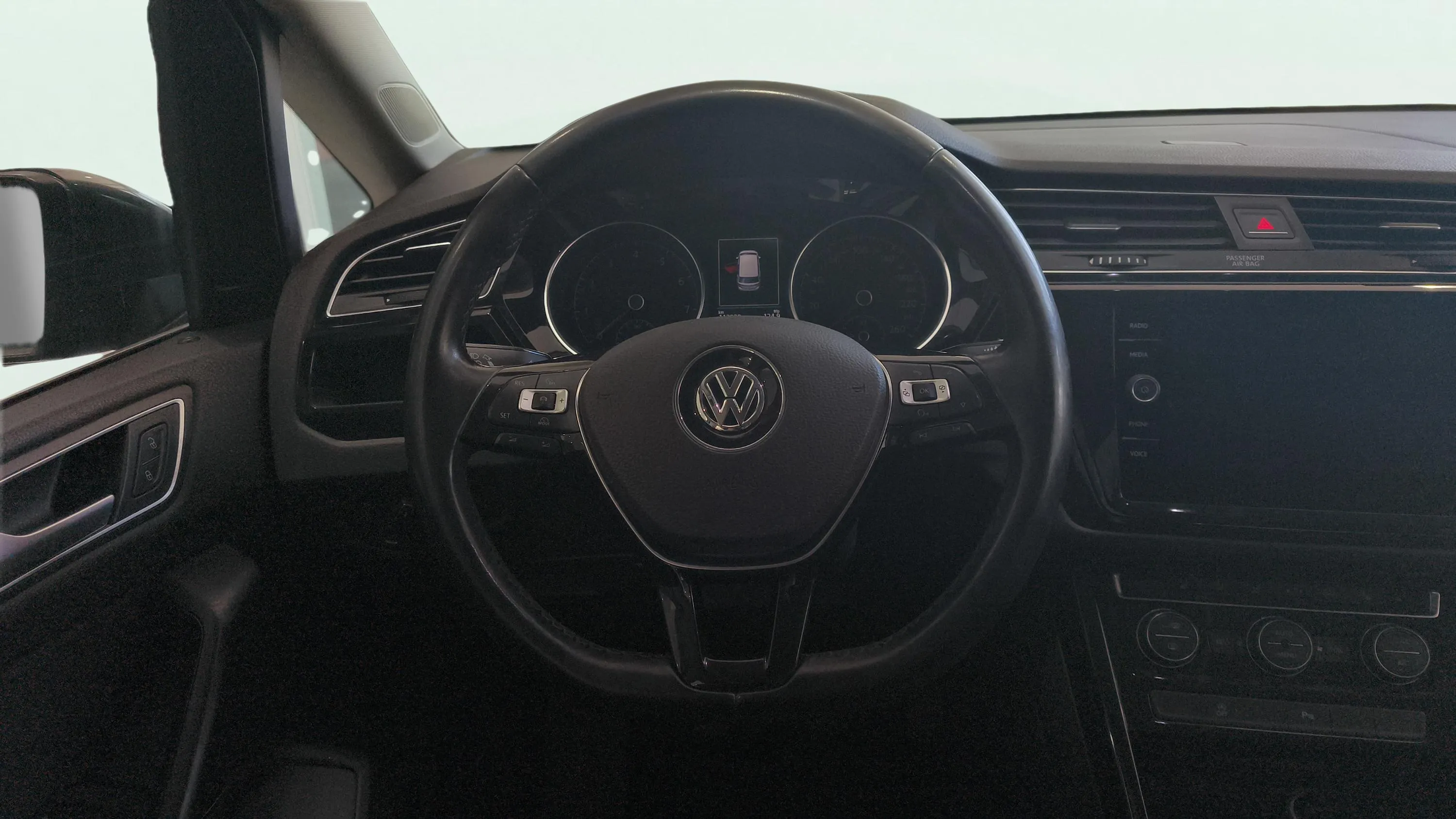 Volkswagen Touran 2.0TSI Highline BlueMotion - foto 13