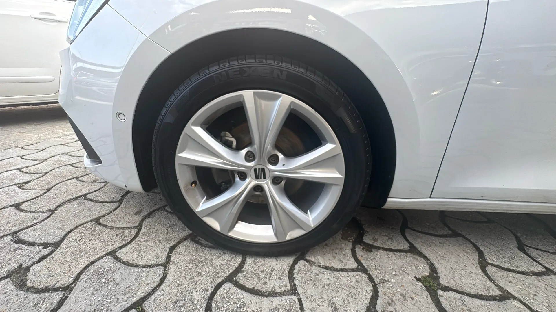SEAT León 1.0 TSI FR 25 Aniversario - foto 22
