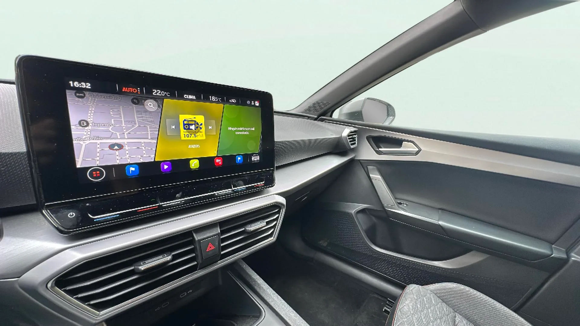 SEAT León 1.0 TSI FR 25 Aniversario - foto 19