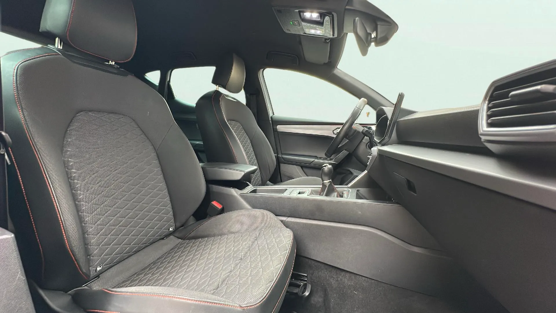 SEAT León 1.0 TSI FR 25 Aniversario - foto 17