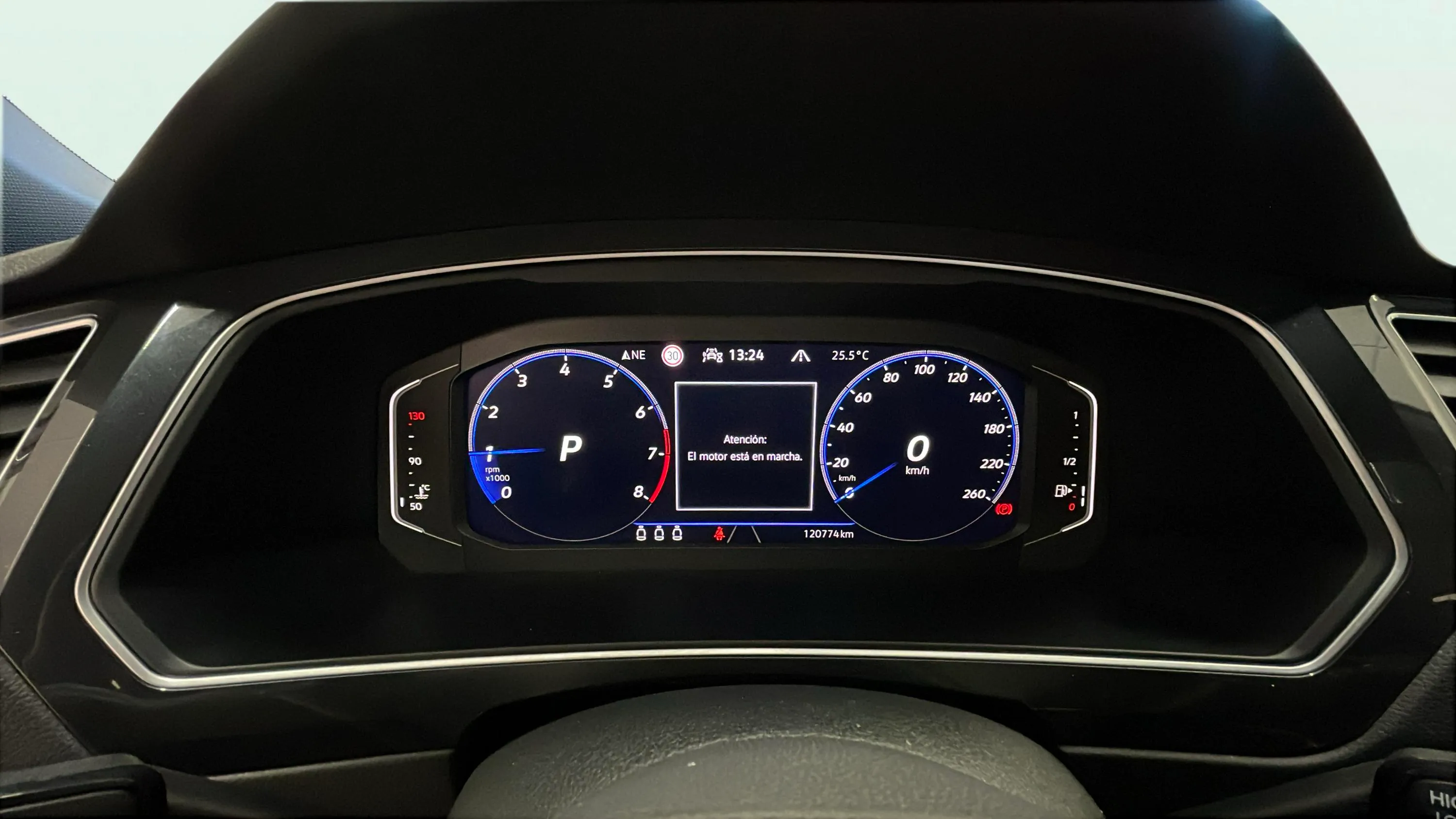 Volkswagen Tiguan R-Line 1.5 TSI DSG - foto 12