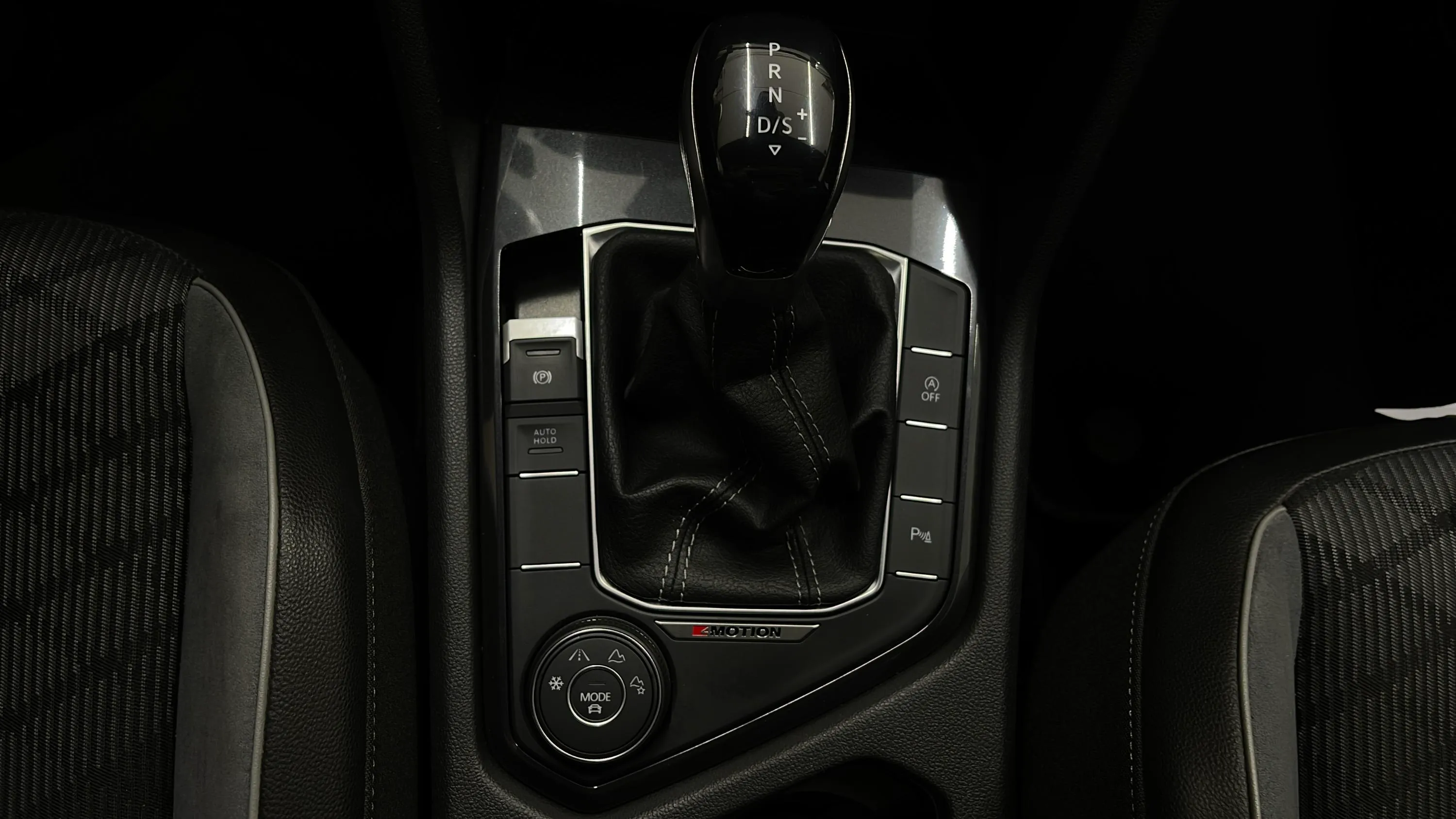 Volkswagen Tiguan R-Line 1.5 TSI DSG - foto 19