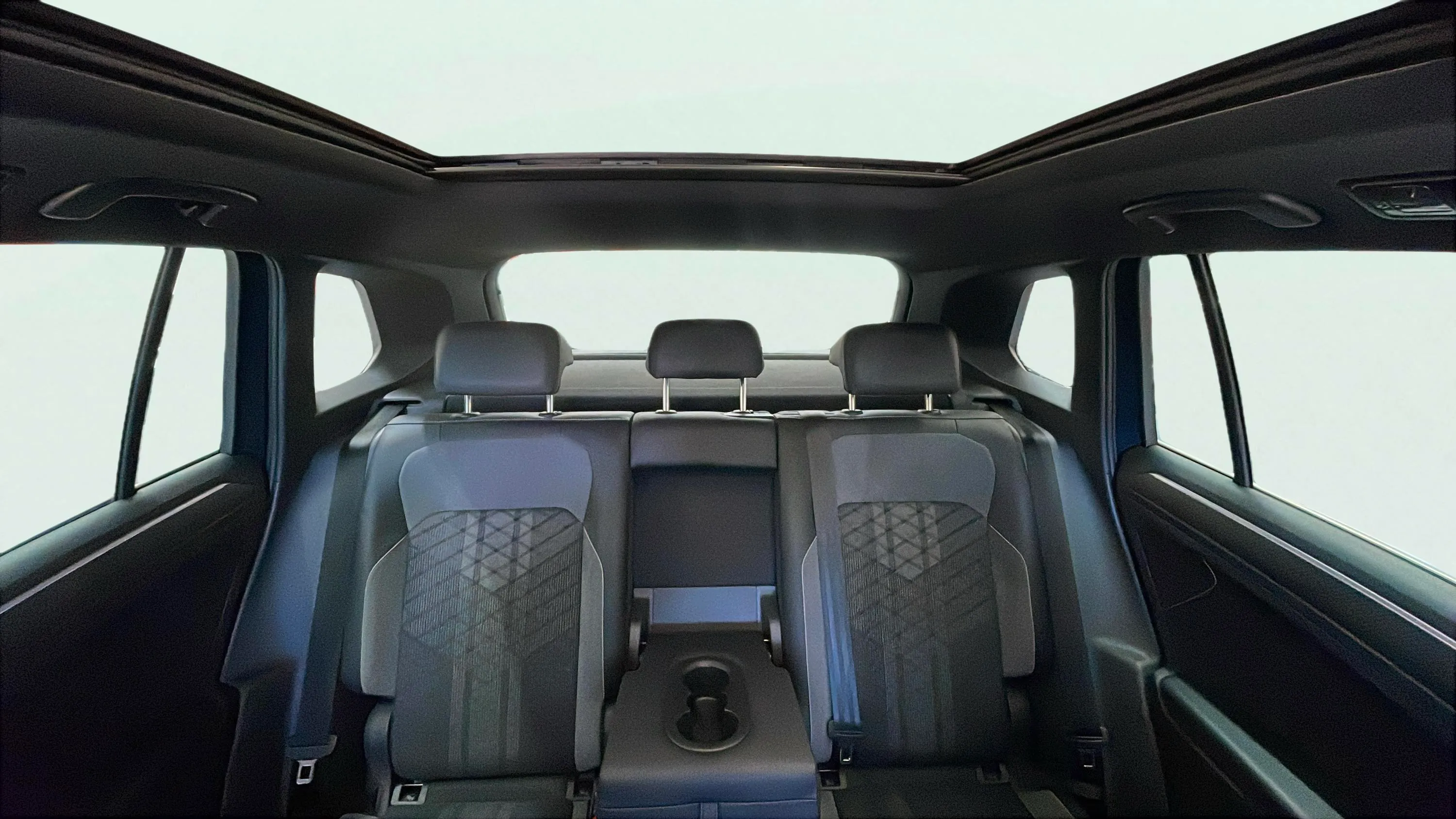 Volkswagen Tiguan R-Line 1.5 TSI DSG - foto 24
