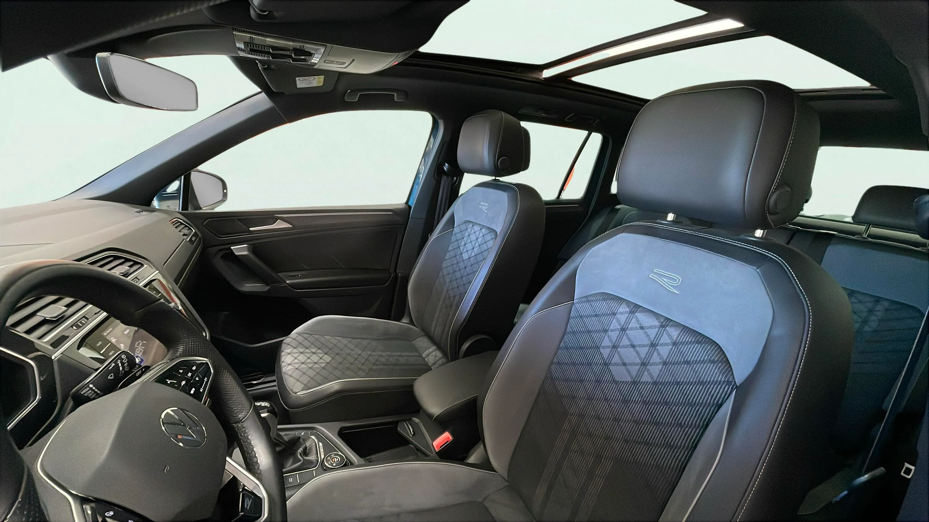 Volkswagen Tiguan R-Line 1.5 TSI DSG - foto 21