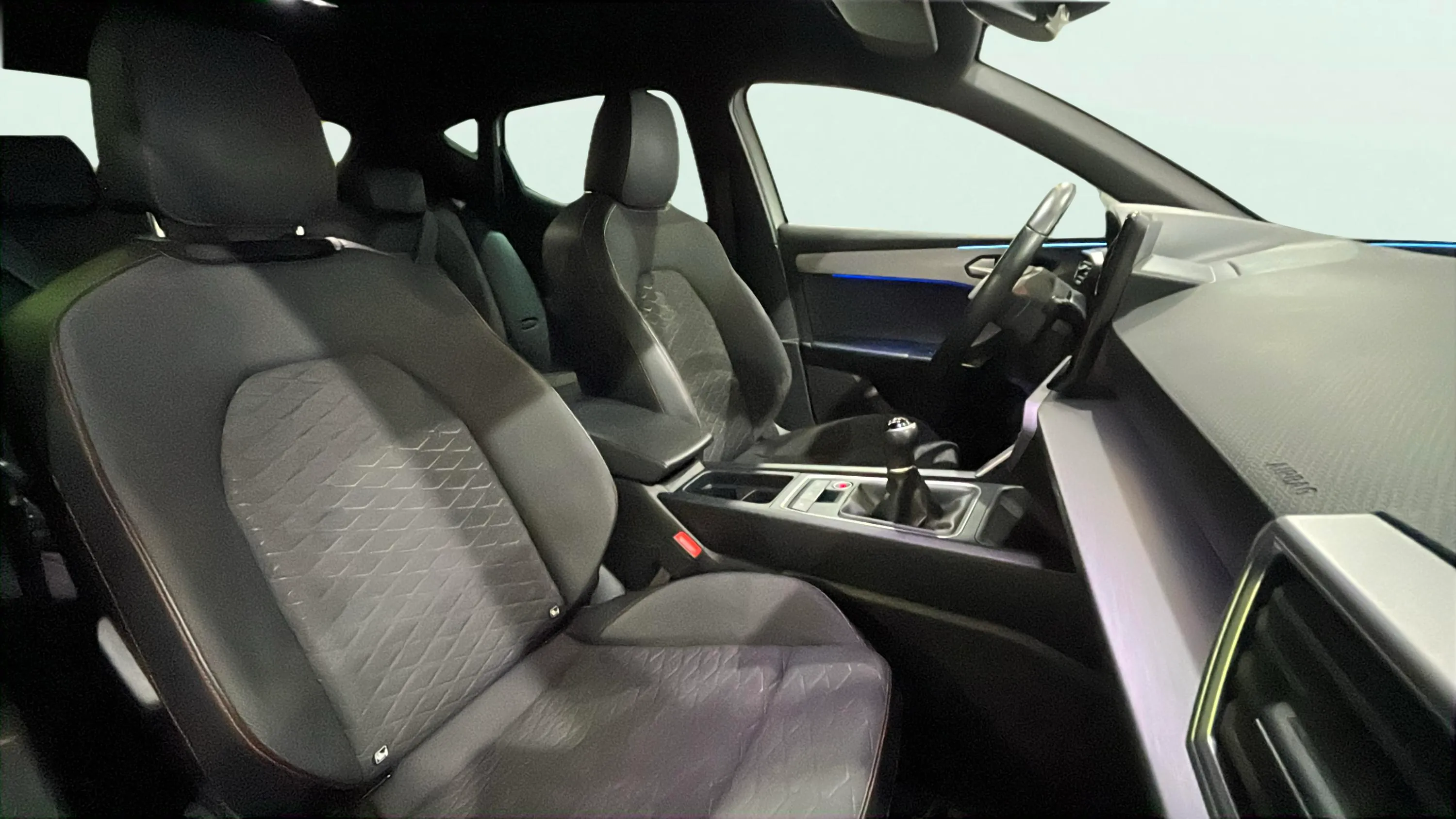SEAT León 1.0 TSI FR 25 Aniversario - foto 17