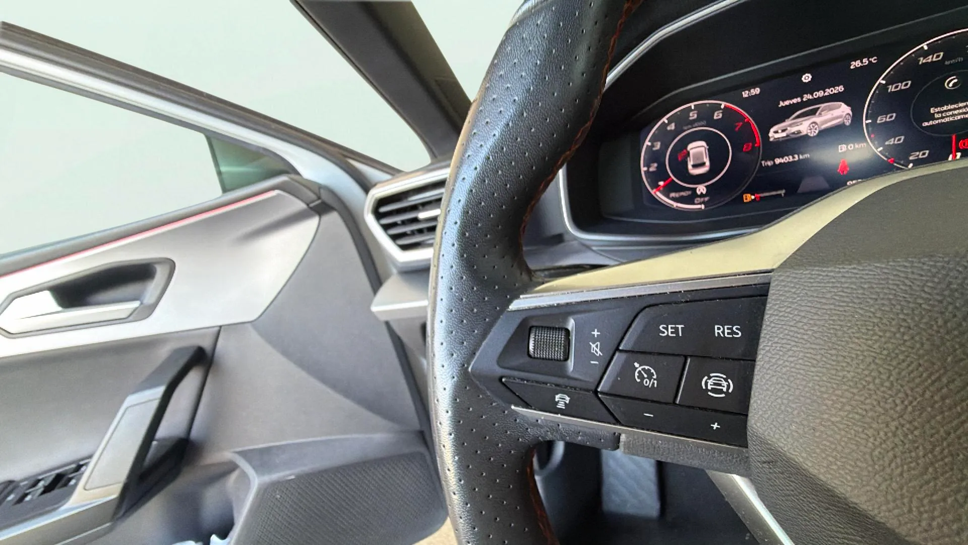 SEAT León 1.0 TSI FR 25 Aniversario - foto 18