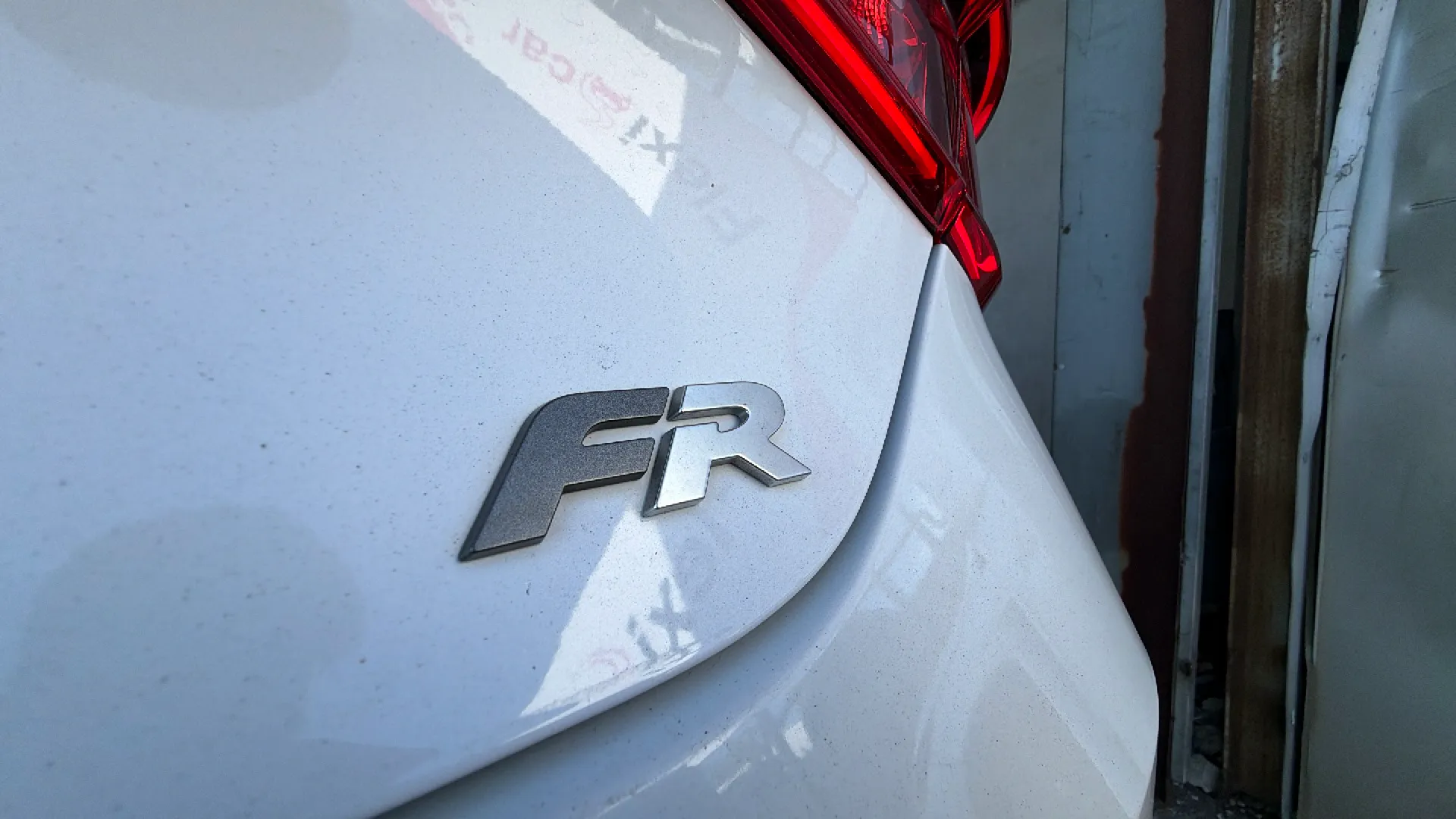 SEAT León 1.0 TSI FR 25 Aniversario - foto 34
