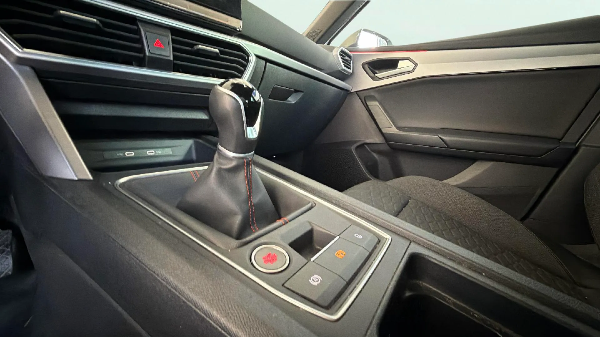 SEAT León 1.0 TSI FR 25 Aniversario - foto 13