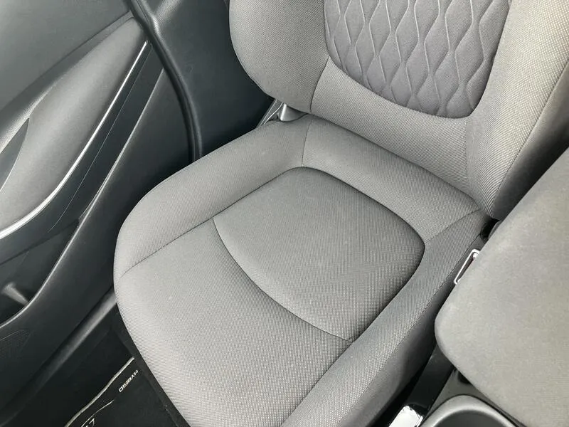 Toyota Corolla 1.8 125H Active Tech E-CVT - foto 37
