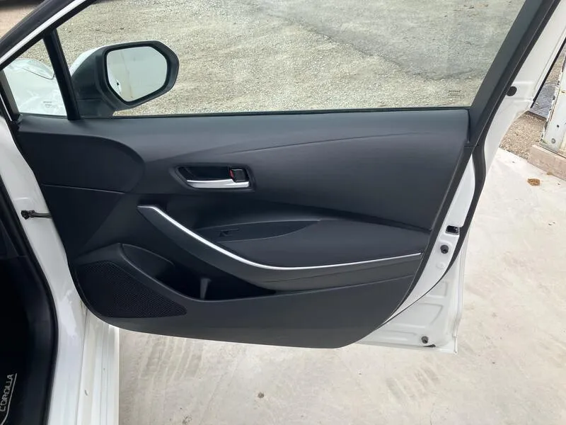 Toyota Corolla 1.8 125H Active Tech E-CVT - foto 17