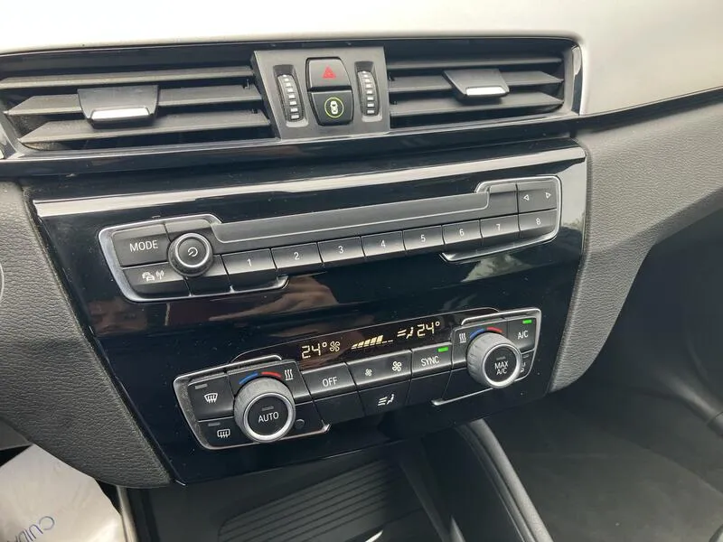 BMW X1 sDrive18dA Corporate - foto 35