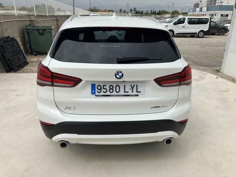 BMW X1 sDrive18dA Corporate - foto 5