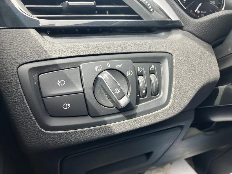BMW X1 sDrive18dA Corporate - foto 28