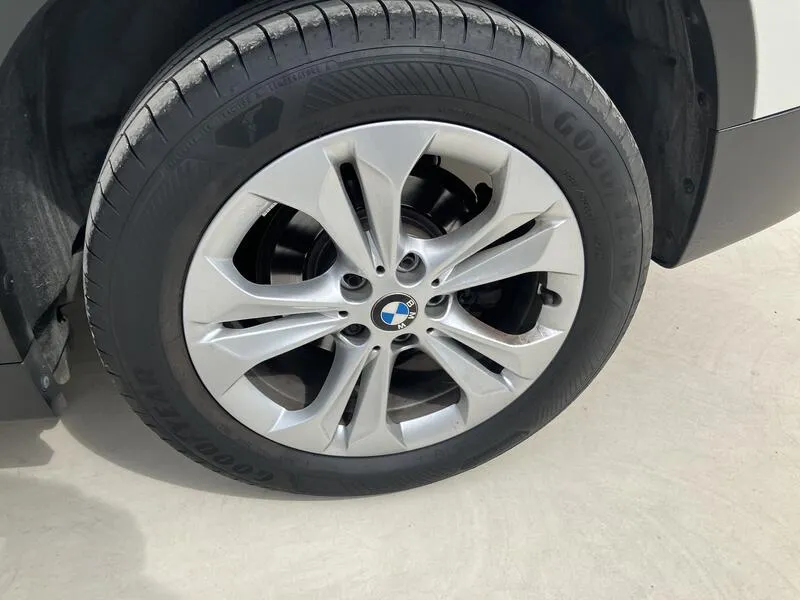 BMW X1 sDrive18dA Corporate - foto 14