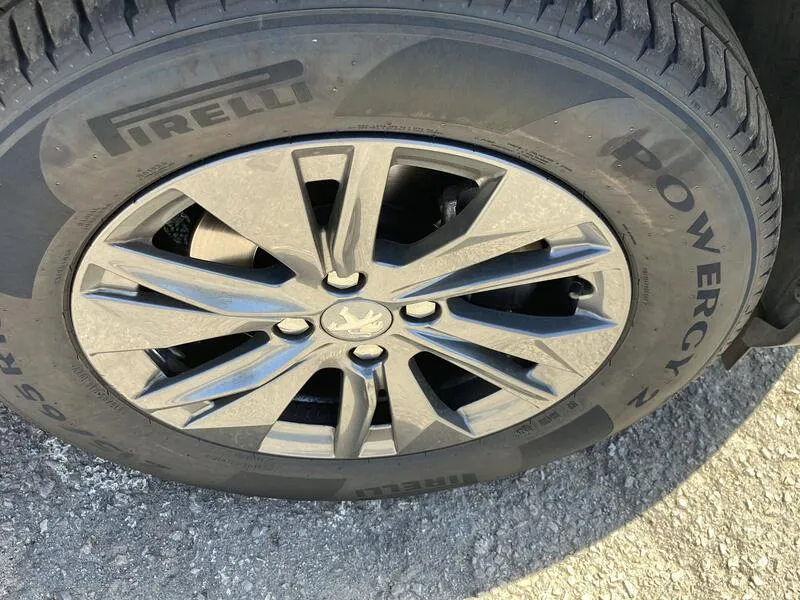 Peugeot 2008 Active Pack PureTech - foto 28