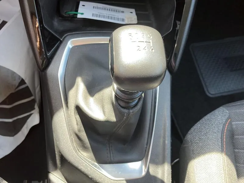 Peugeot 2008 Active Pack PureTech - foto 34