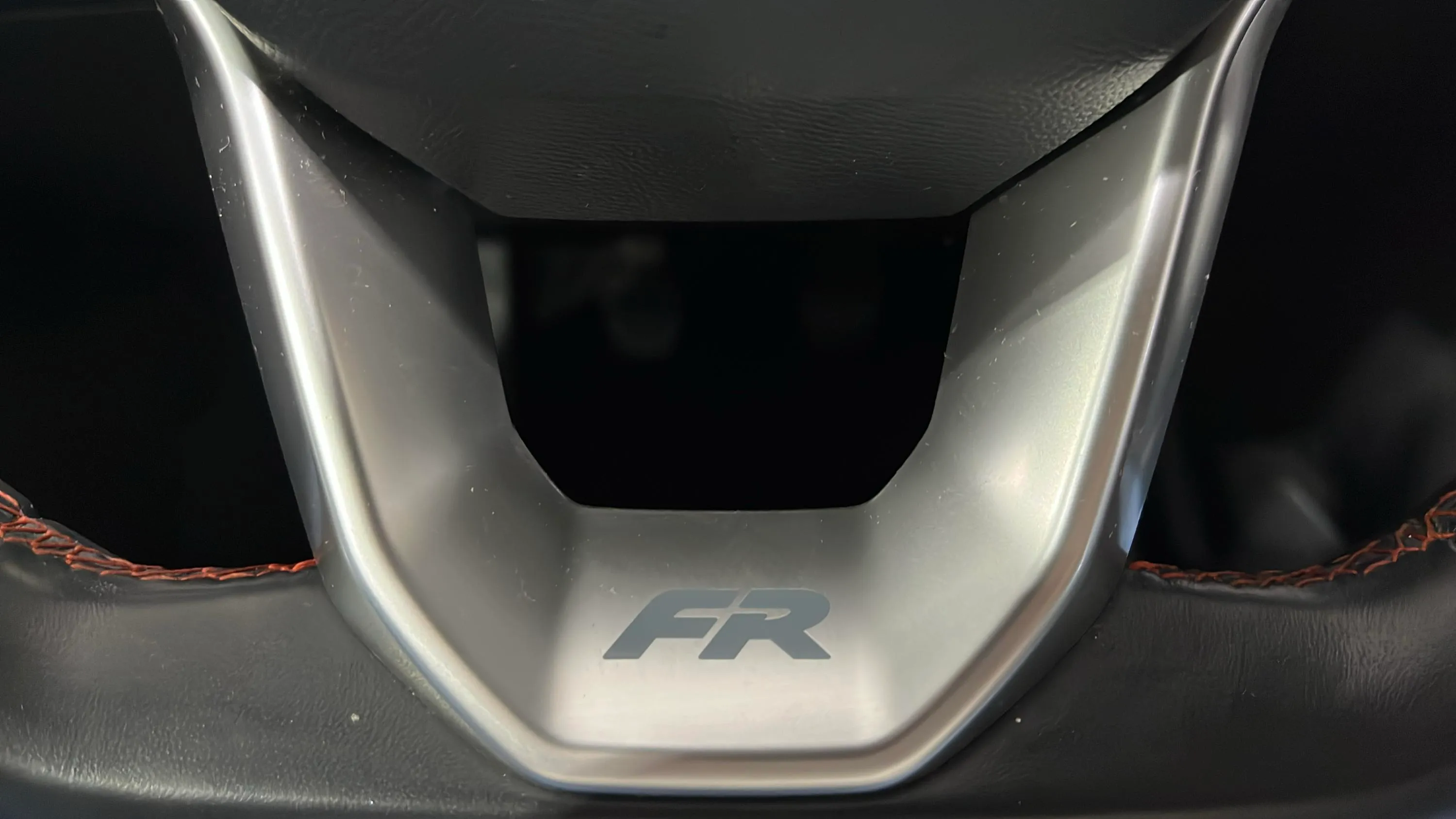 SEAT León 1.0 TSI FR 25 Aniversario - foto 18