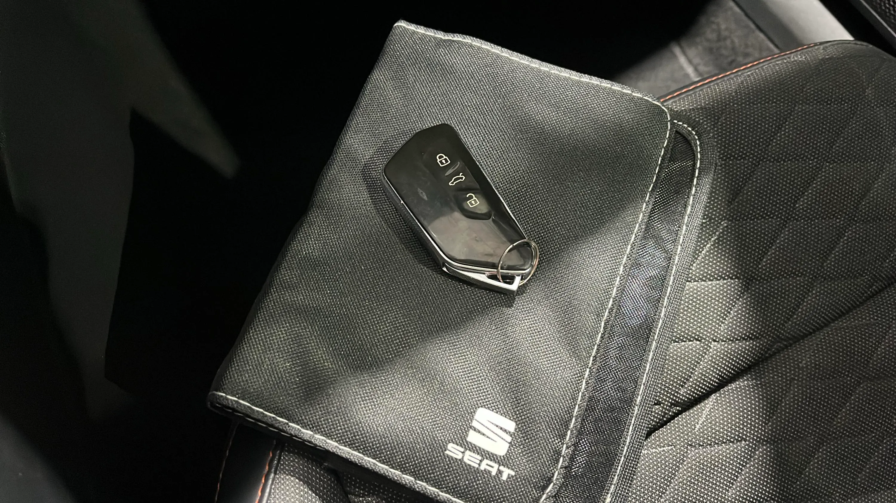 SEAT León 1.0 TSI FR 25 Aniversario - foto 30