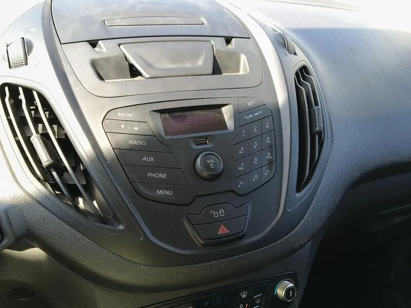 Ford Transit 1.5 TDCi Trend - foto 11