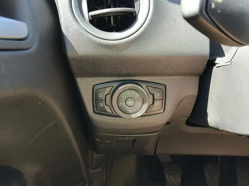 Ford Transit 1.5 TDCi Trend - foto 21