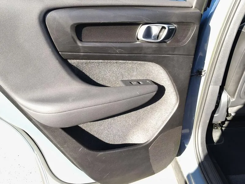 Volvo XC40 1.5 T4 Twin Recharge Core - foto 33