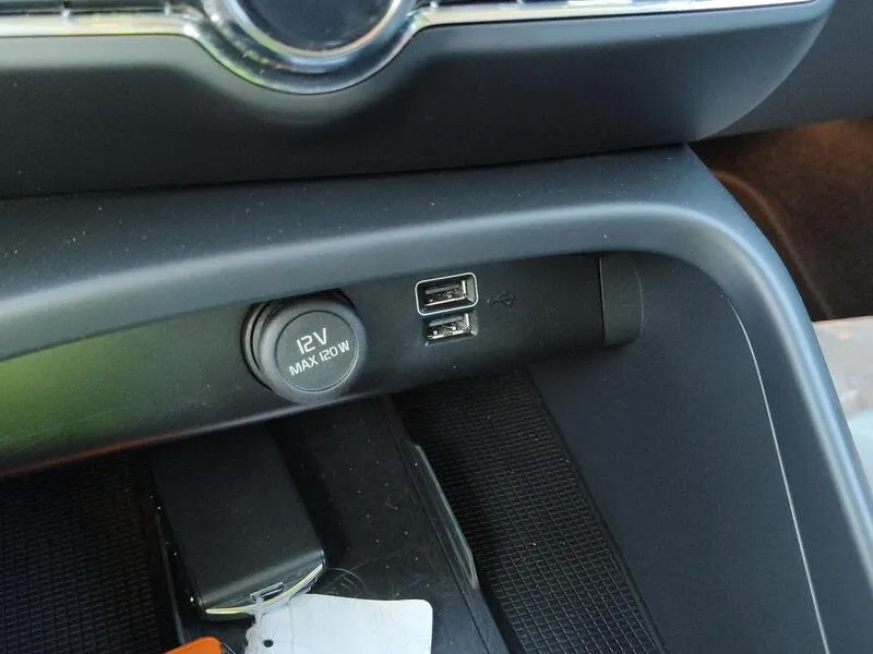 Volvo XC40 1.5 T4 Twin Recharge Core - foto 15