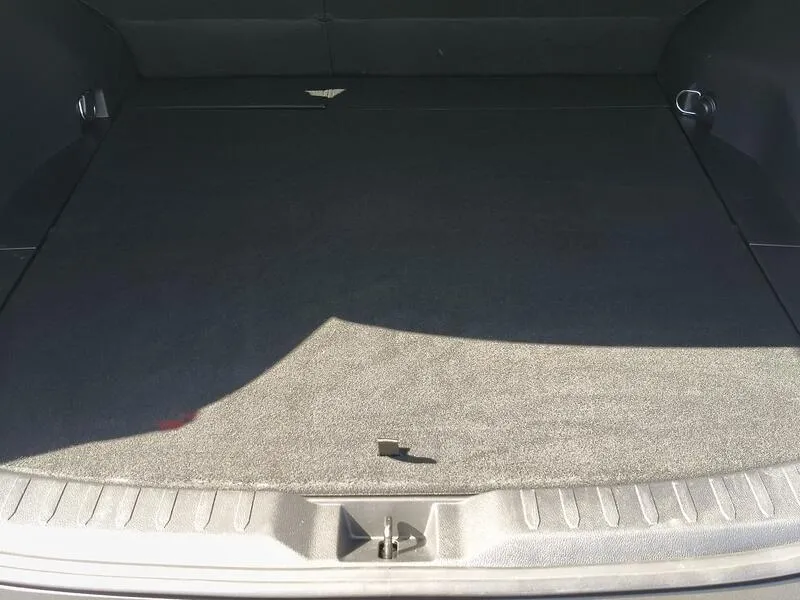 Toyota RAV4 2.5l 220H Advance - foto 34