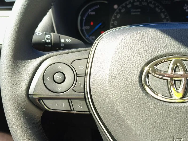 Toyota RAV4 2.5l 220H Advance - foto 24