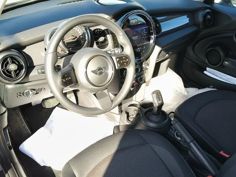 MINI Cooper One - foto 10
