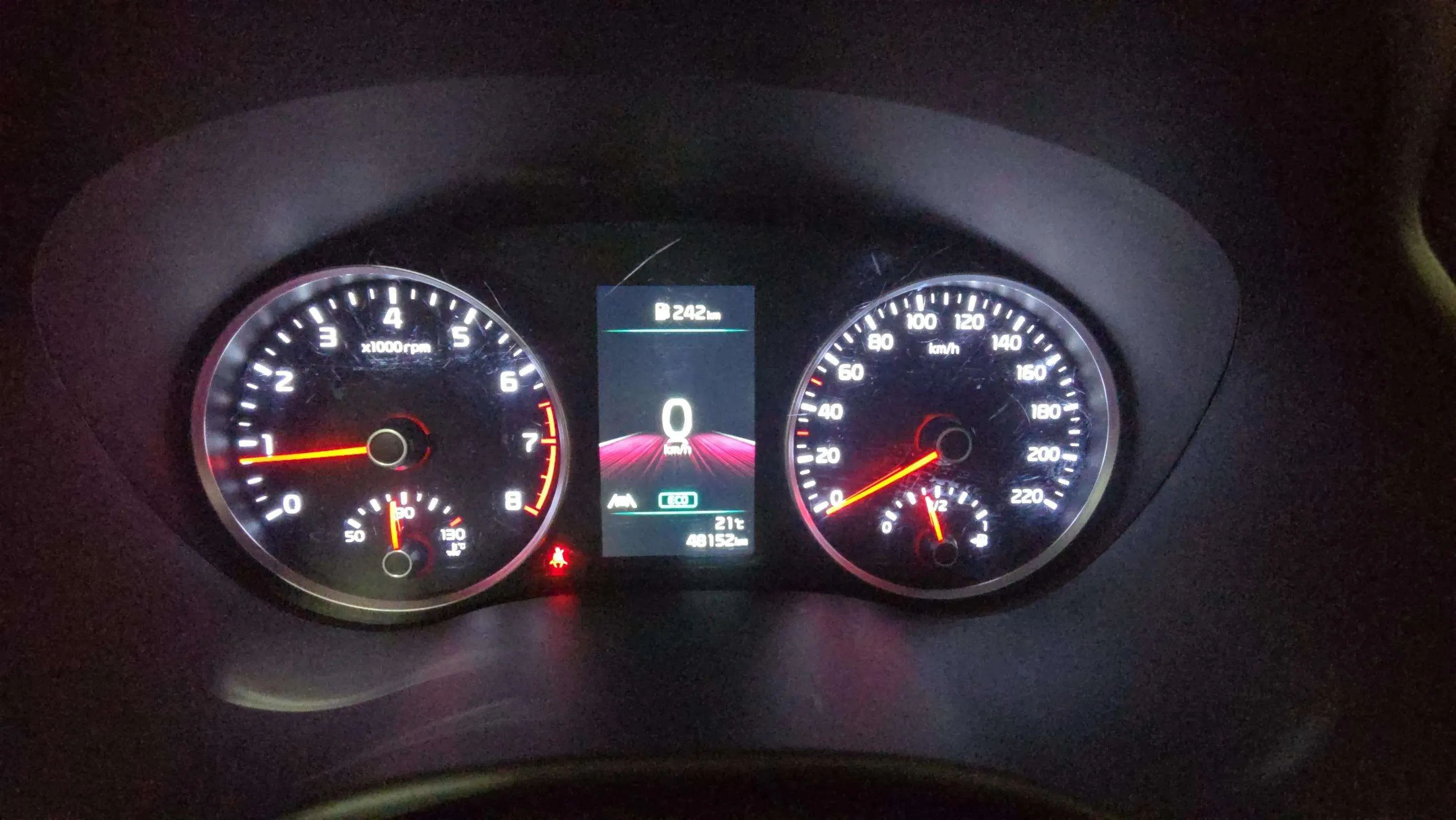 Kia Stonic 1.0 T-GDi MHEV Concept - foto 22