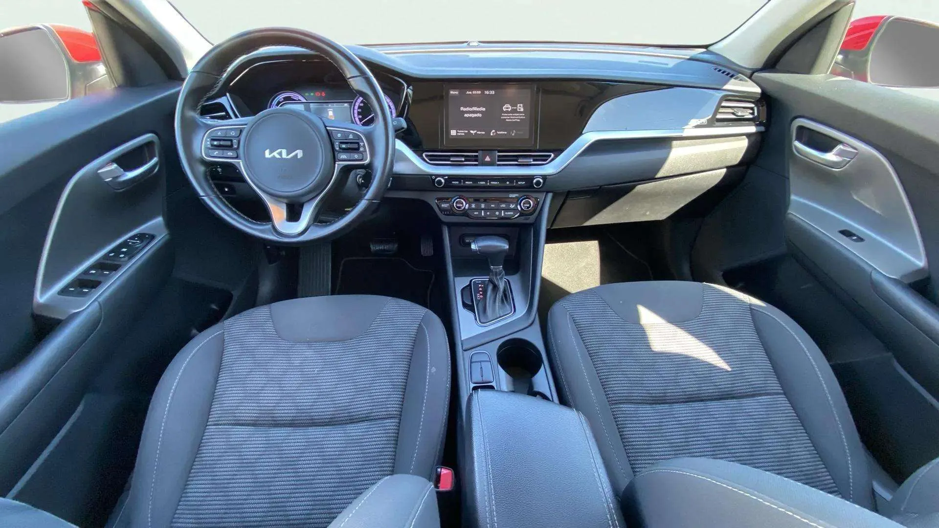 Kia Niro 1.6 GDi HEV Concept - foto 12