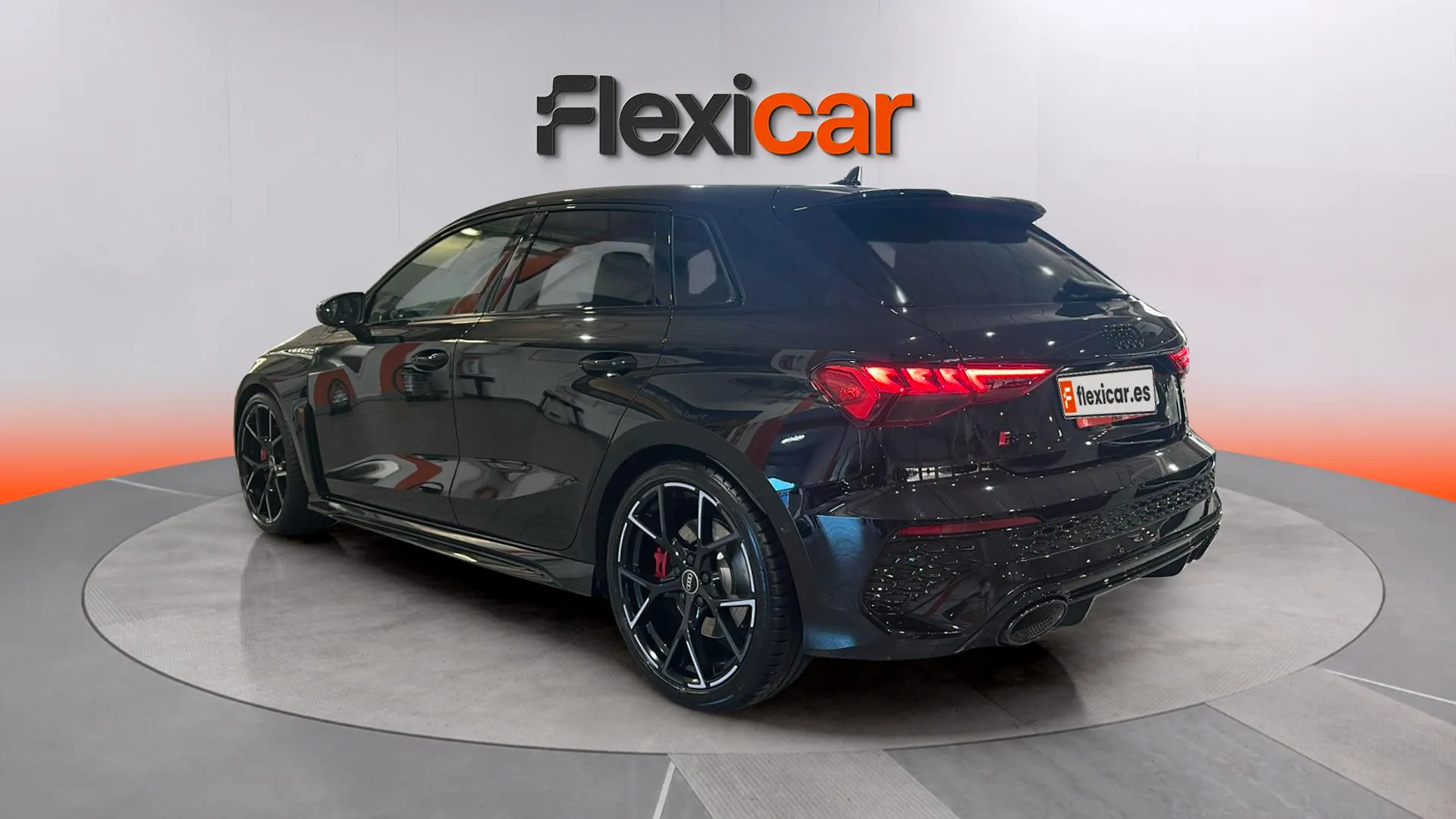 Audi A3 RS3 Sportback TFSI quattro S tron - foto 7