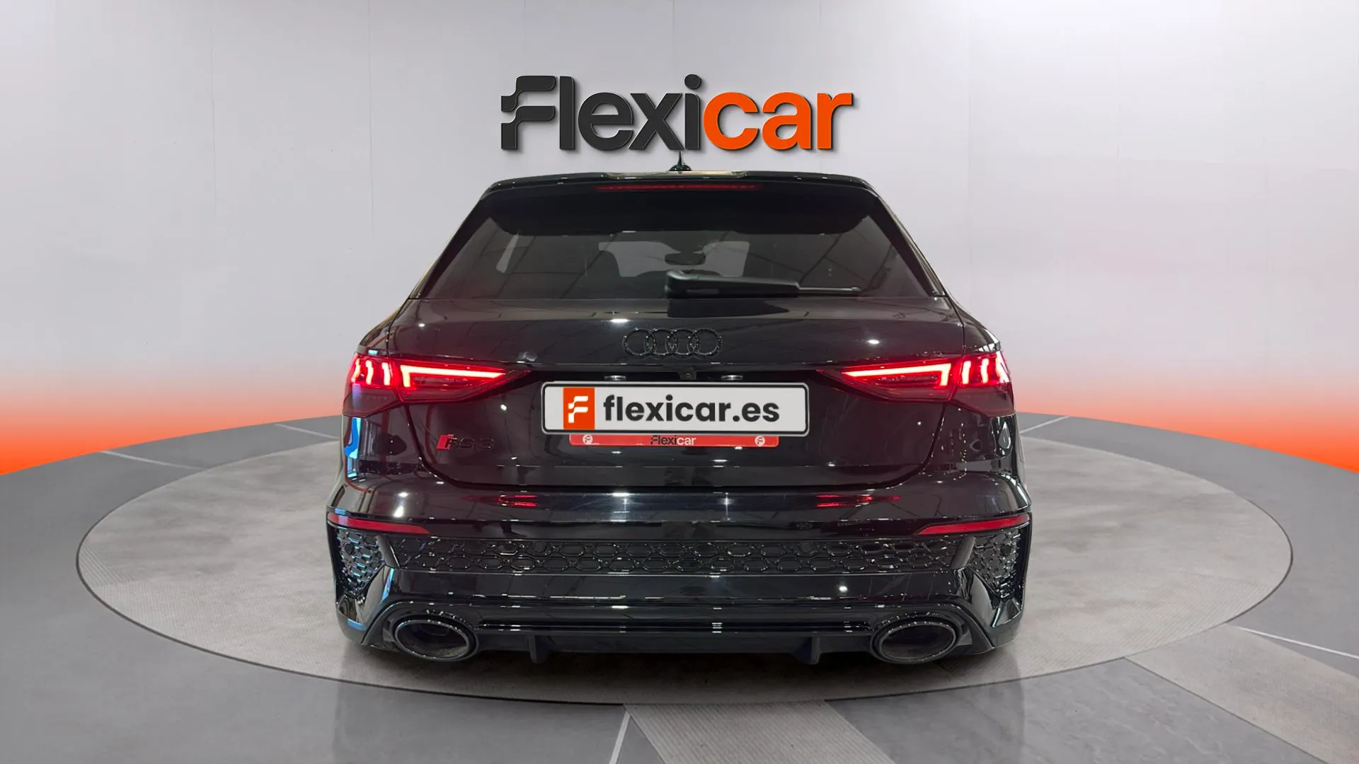Audi A3 RS3 Sportback TFSI quattro S tron - foto 5