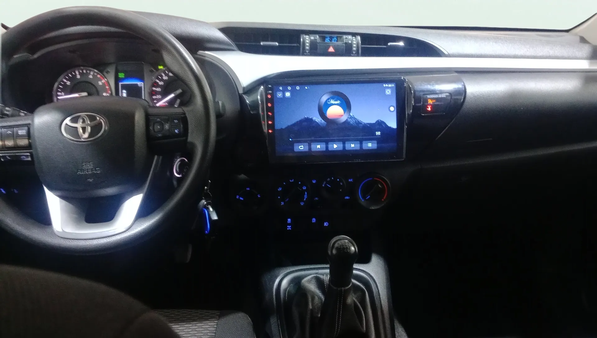 Toyota Hilux 2.4 D-4D Cabina Doble GX - foto 8