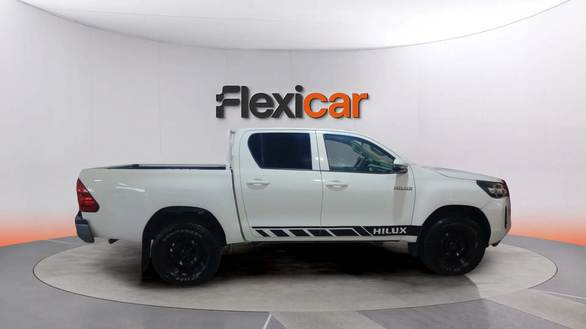 Toyota Hilux 2.4 D-4D Cabina Doble GX - foto 4