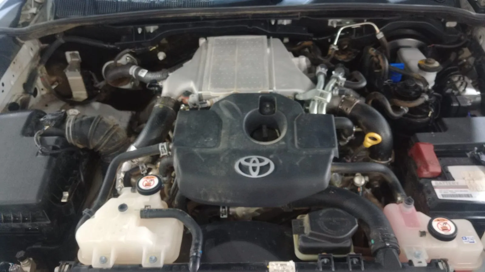 Toyota Hilux 2.4 D-4D Cabina Doble GX - foto 15