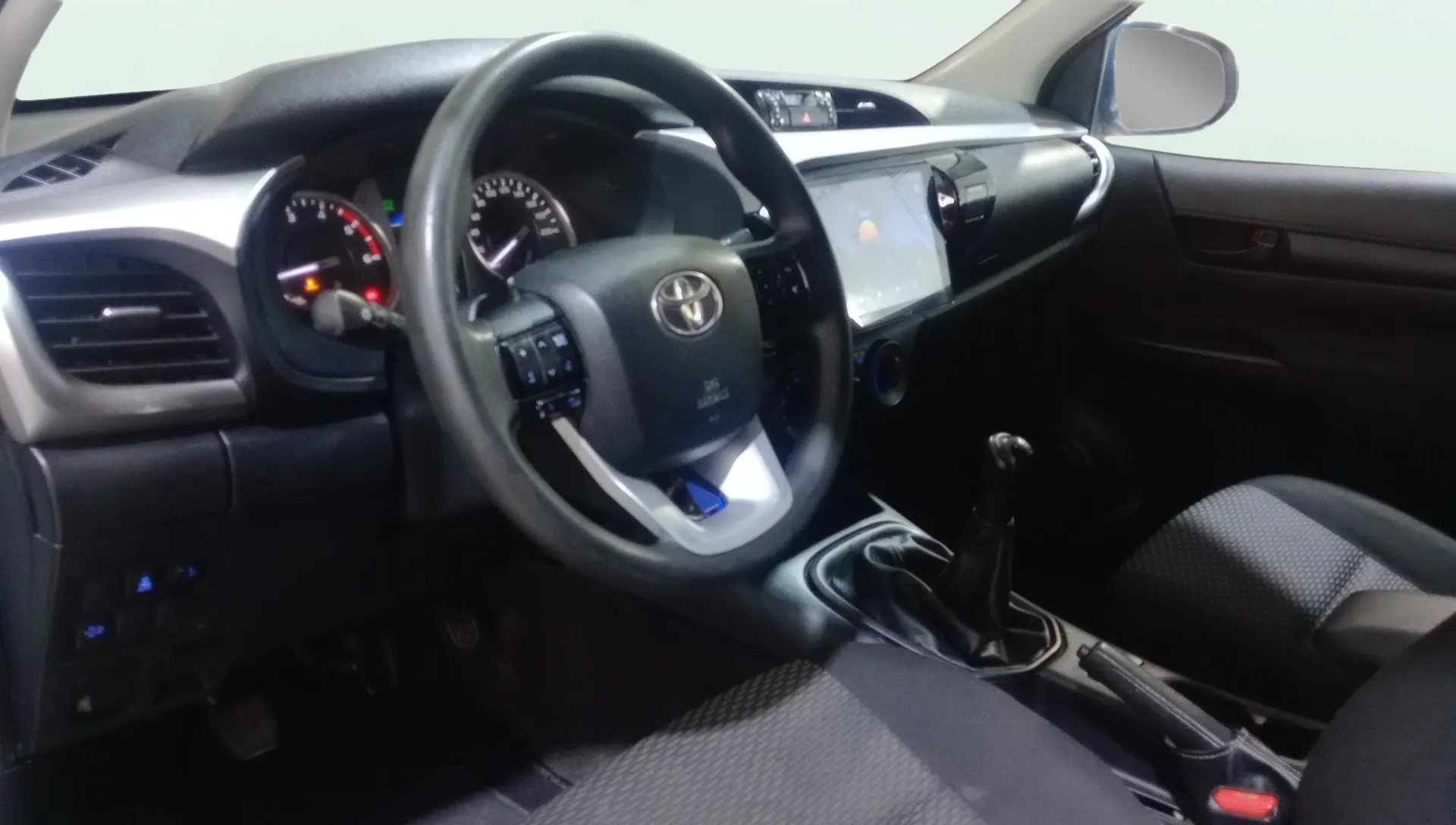 Toyota Hilux 2.4 D-4D Cabina Doble GX - foto 6