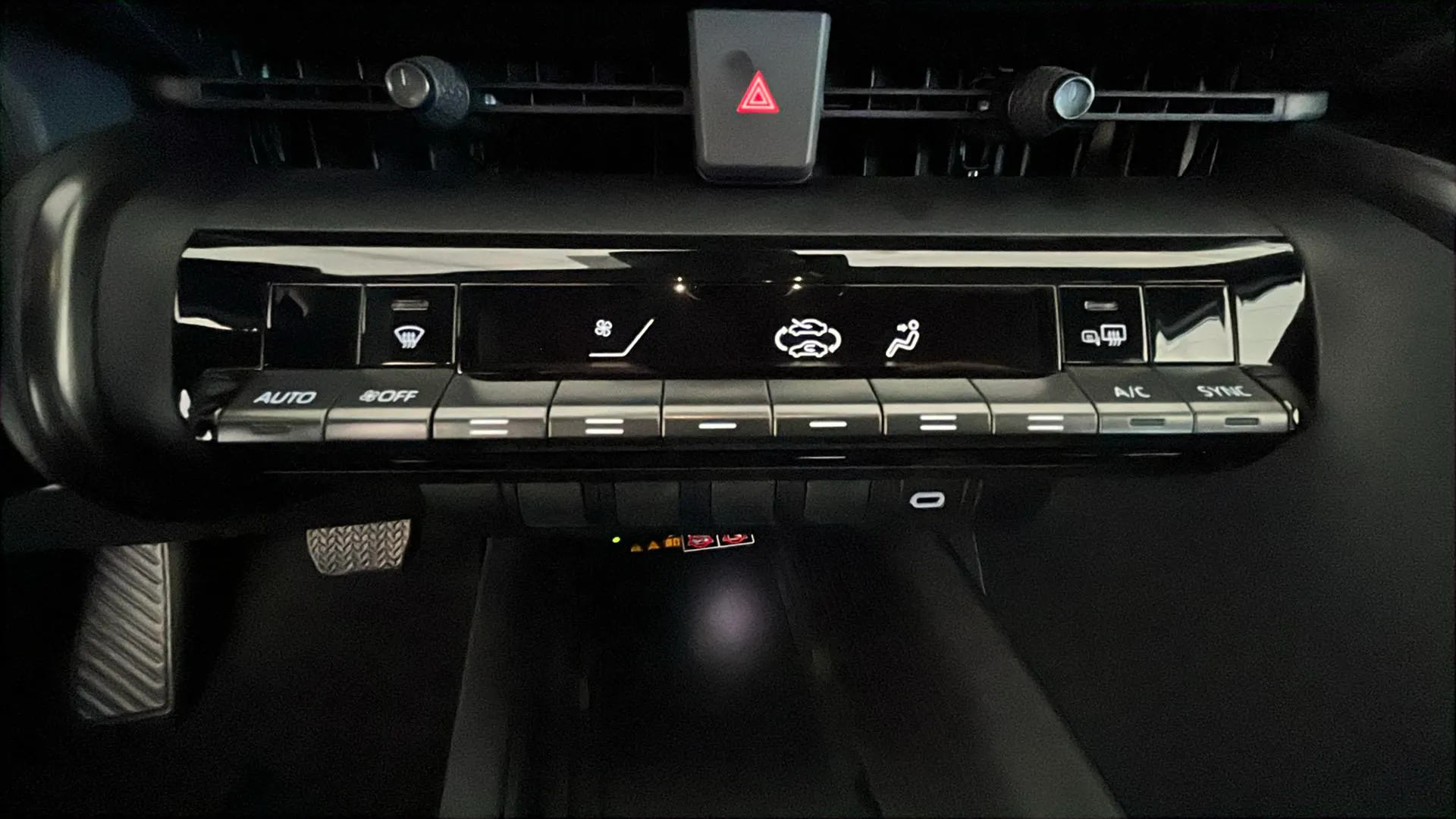 Toyota C-HR 1.8 Advance Hybrid 140 - foto 27