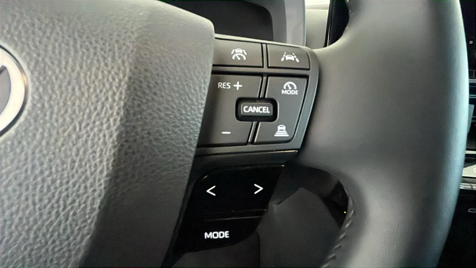 Toyota C-HR 1.8 Advance Hybrid 140 - foto 24