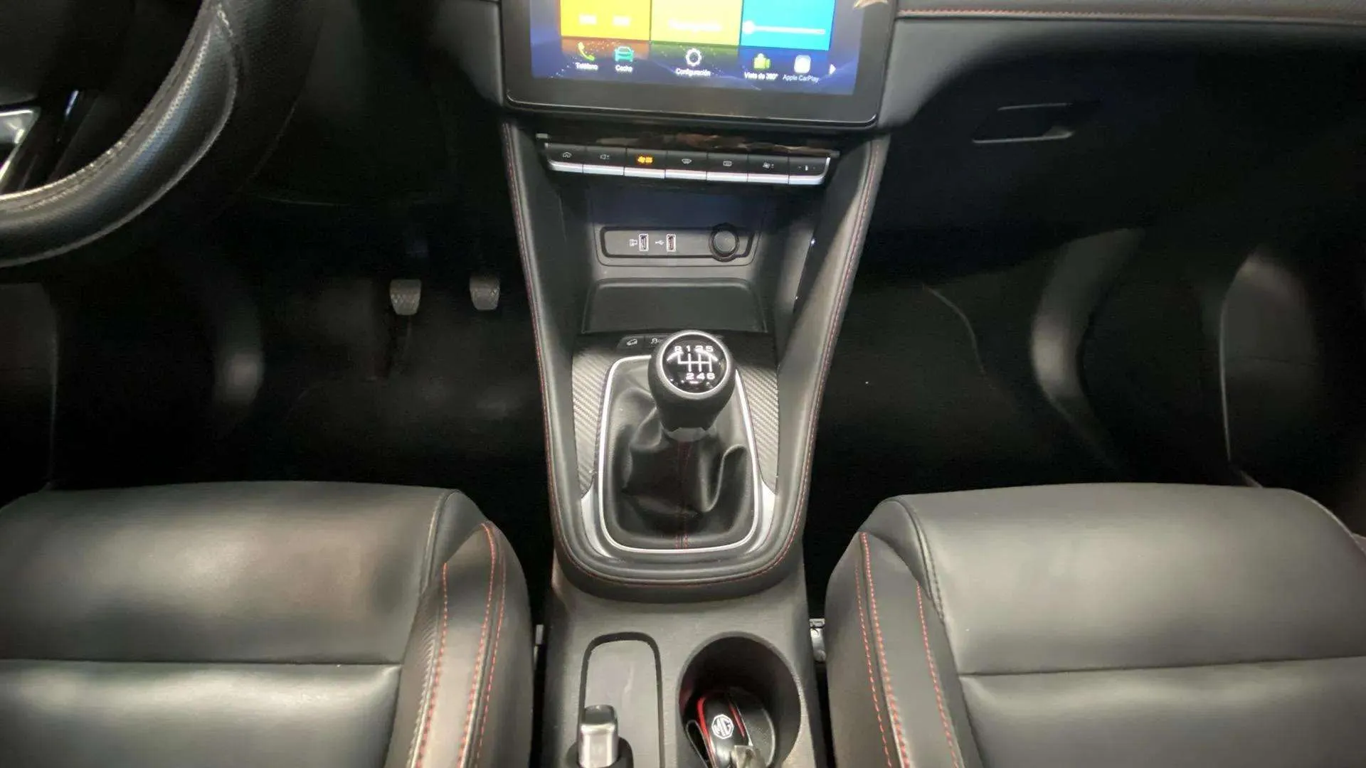 MG ZS 1.0T Luxury - foto 15