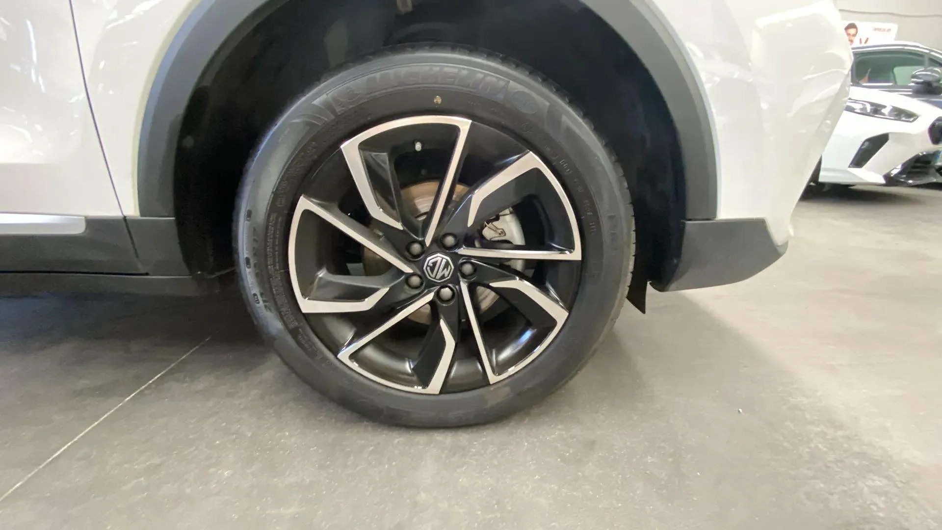 MG ZS 1.0T Luxury - foto 10