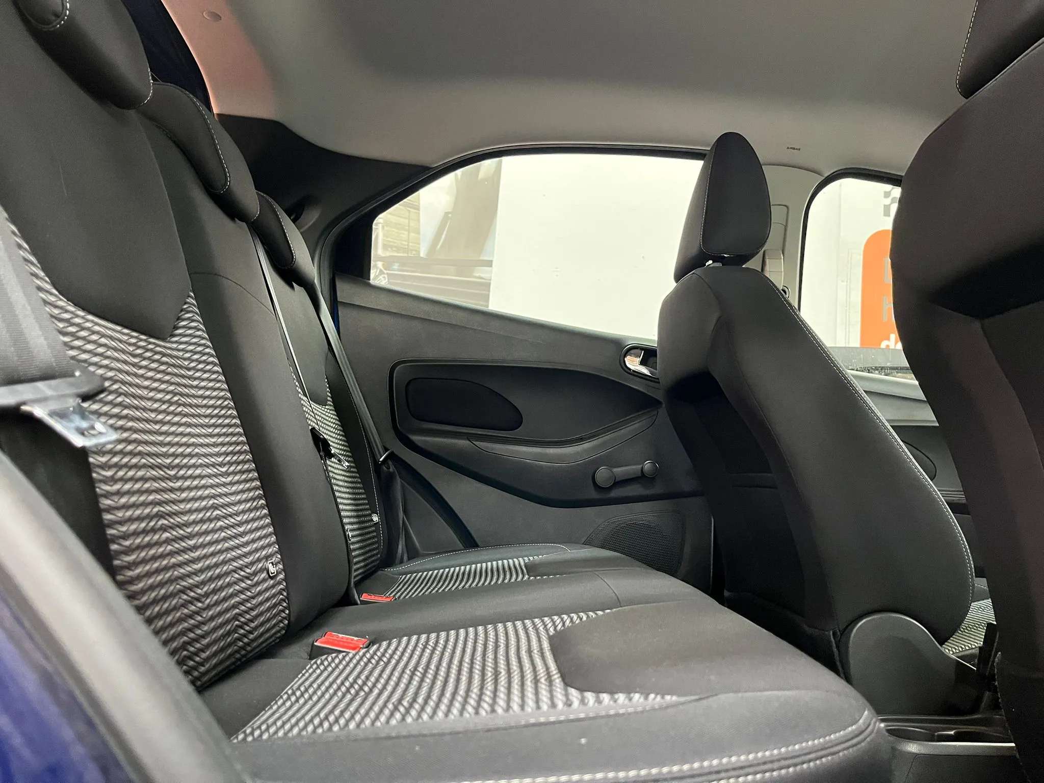 Ford Ka+ 1.2 Ti-VCT Ultimate - foto 21
