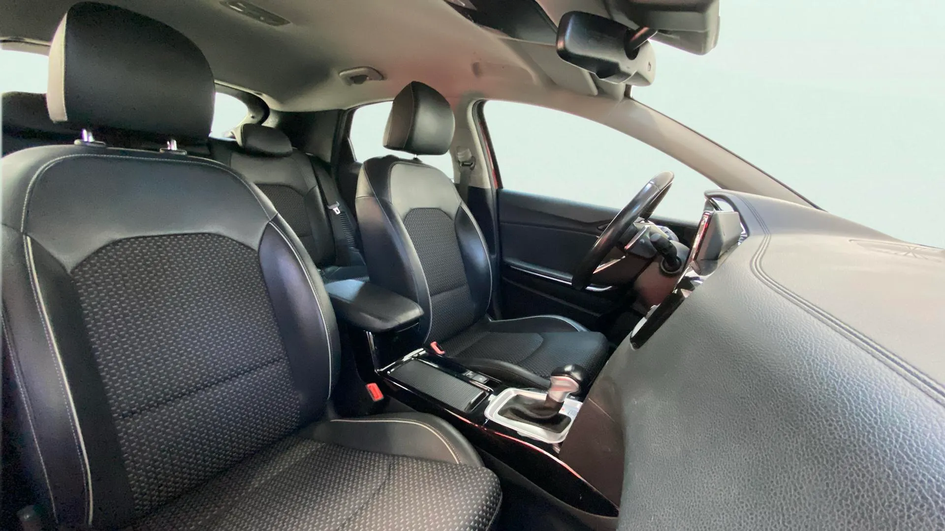 Kia XCeed 1.6 GDi PHEV E-Tech - foto 12