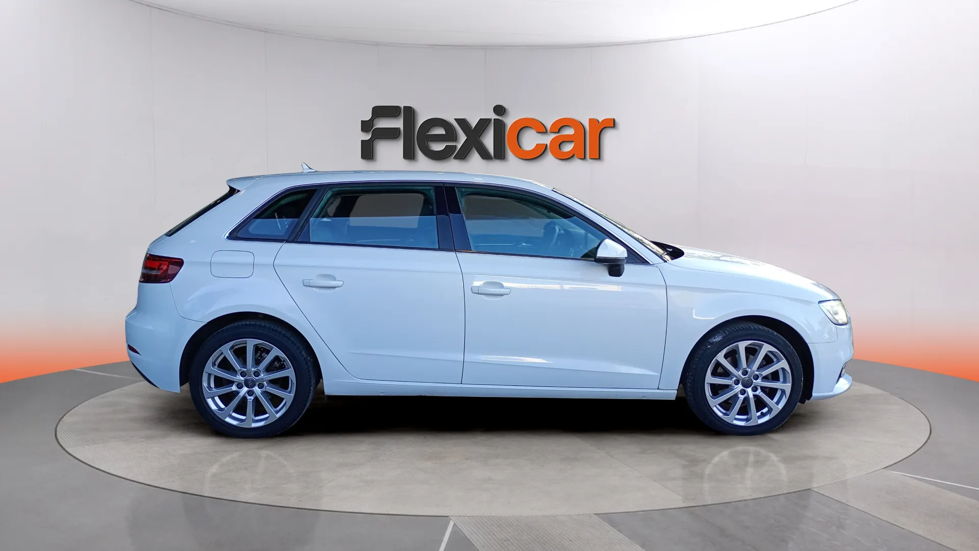 Audi A3 1.6 TDI S tronic Sportback - foto 8