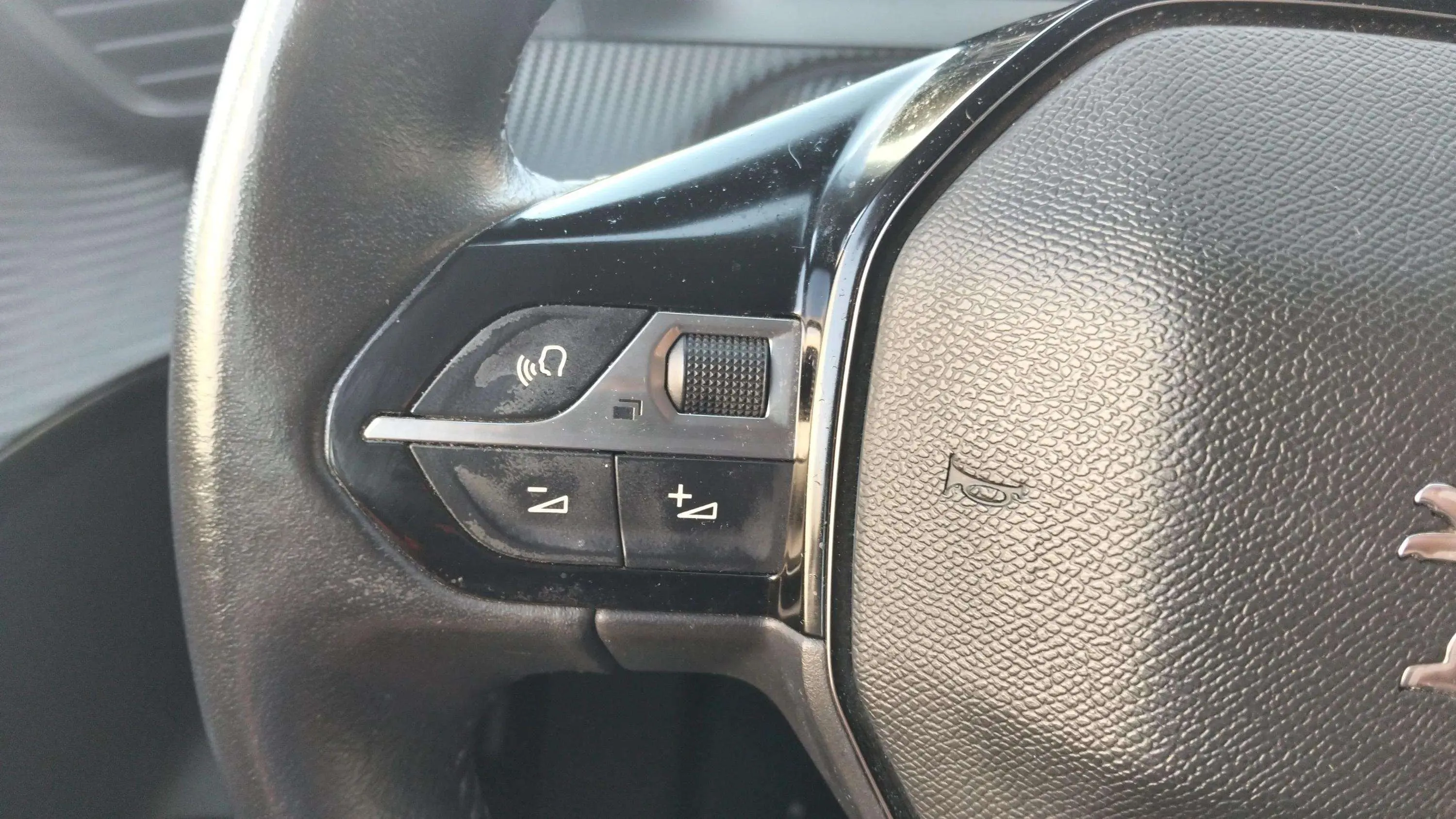Peugeot 208 PureTech Active Pack - foto 12