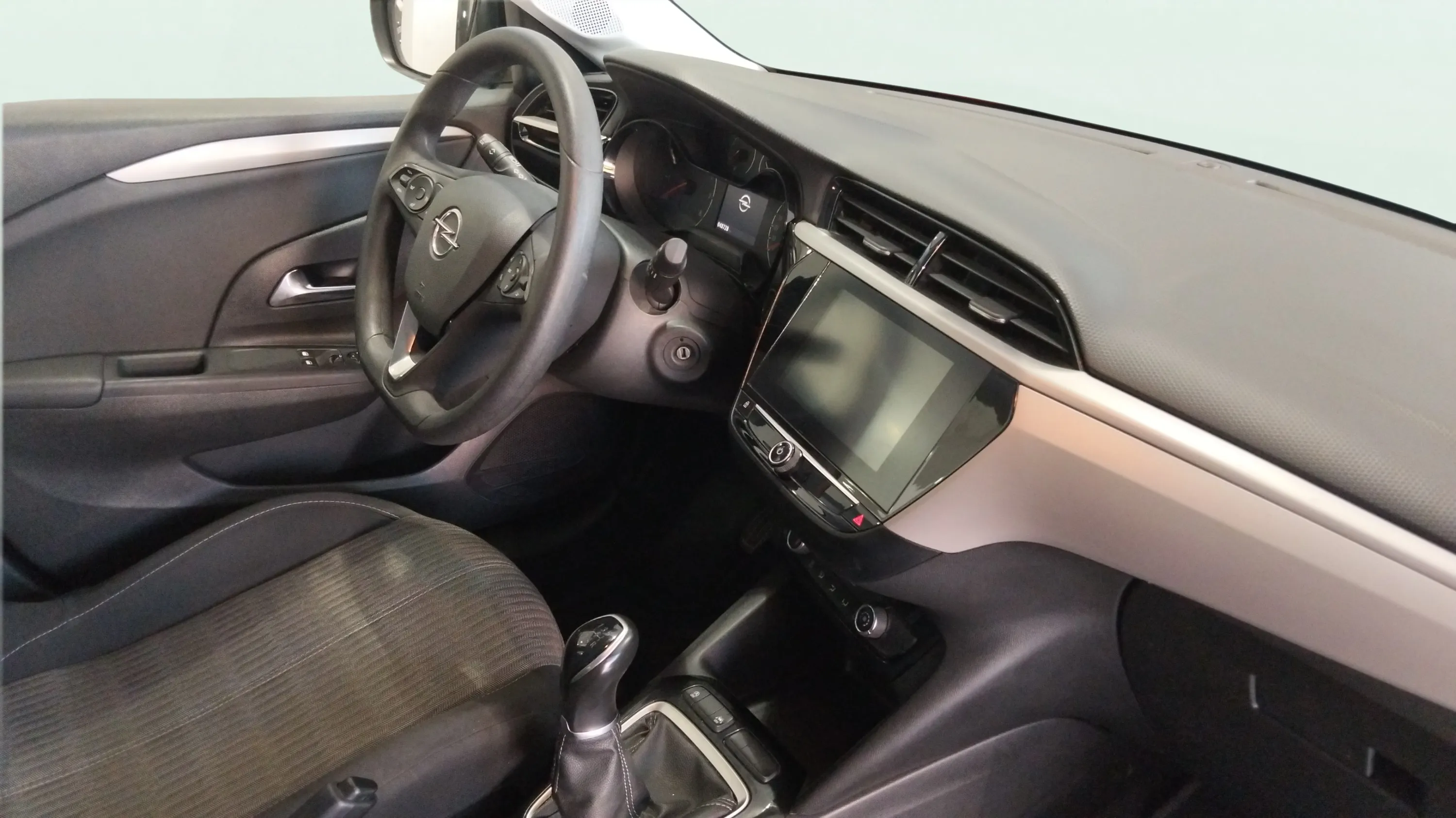 Opel Corsa 1.2 XEL Edition - foto 8
