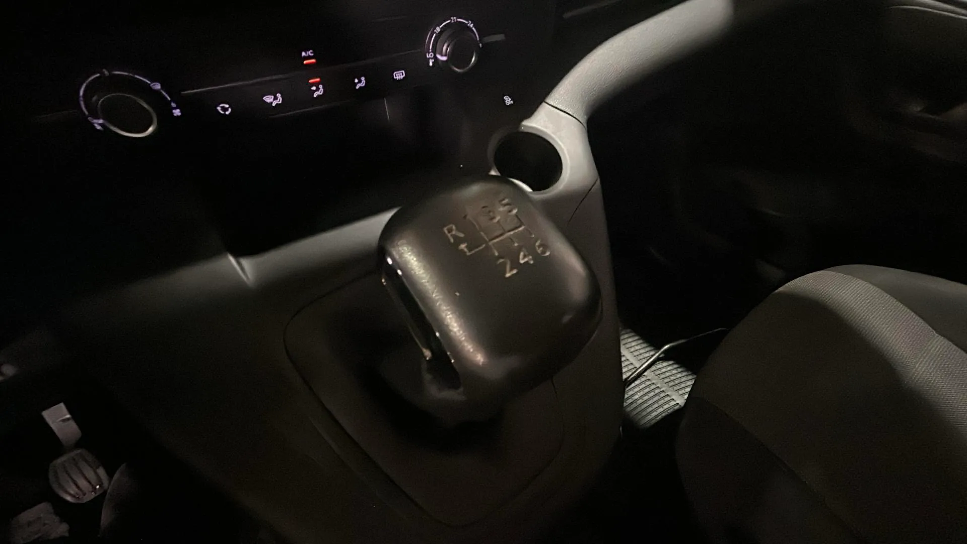 Citroën Berlingo Talla XL BlueHDi 100 Live Pack - foto 19