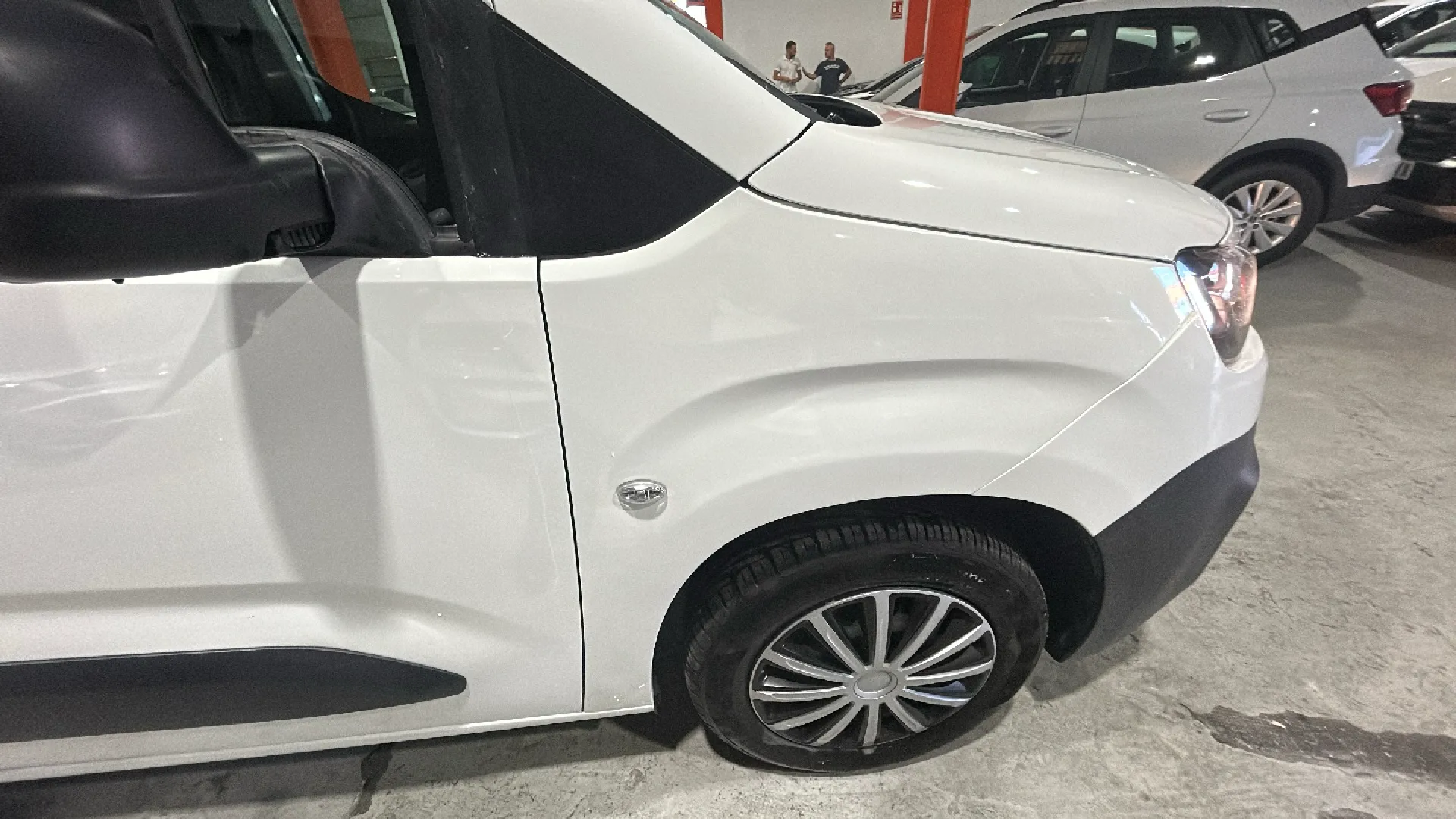 Citroën Berlingo Talla XL BlueHDi 100 Live Pack - foto 17
