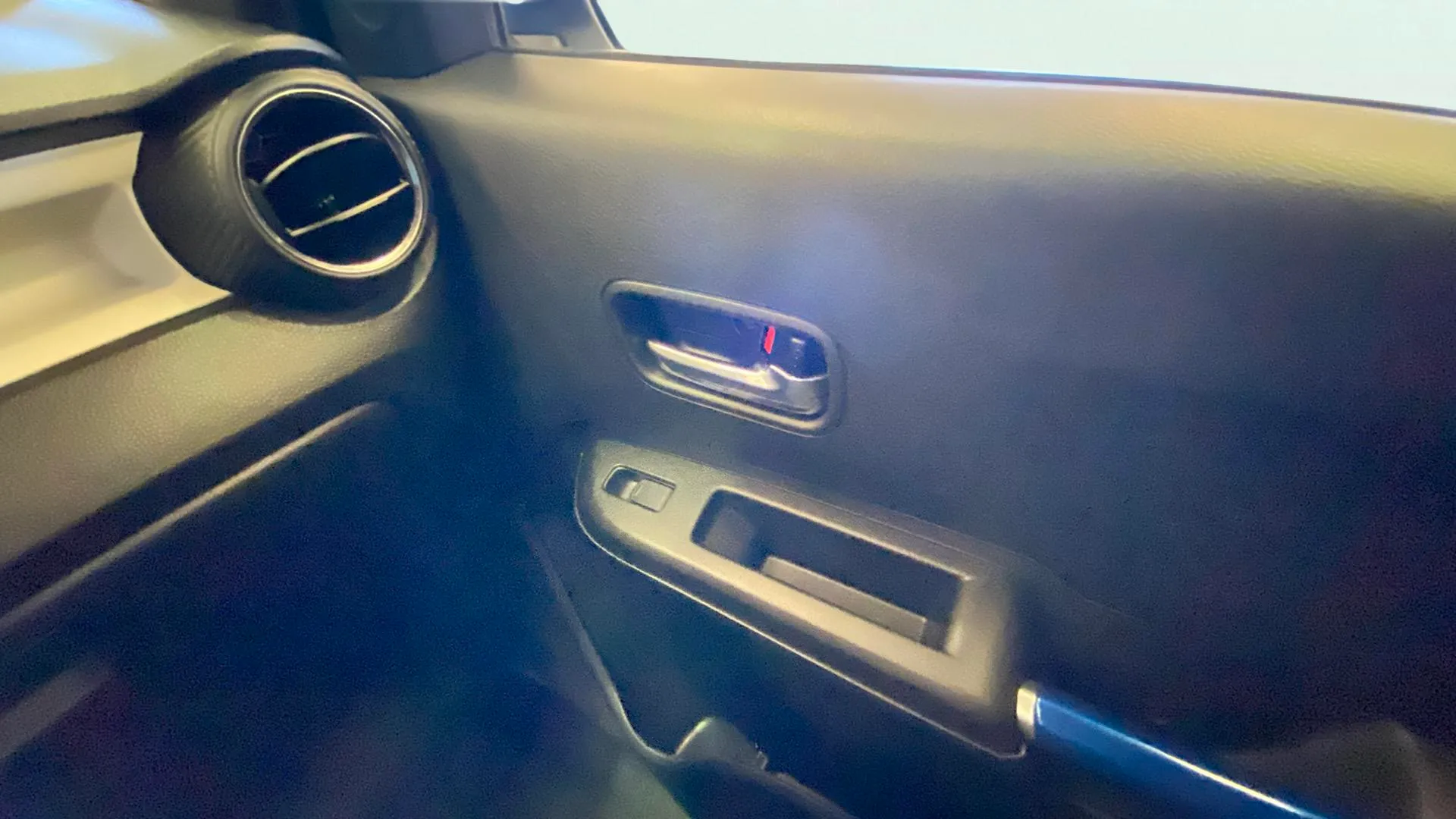 Suzuki Ignis 1.2 GLX Mild Hybrid - foto 32