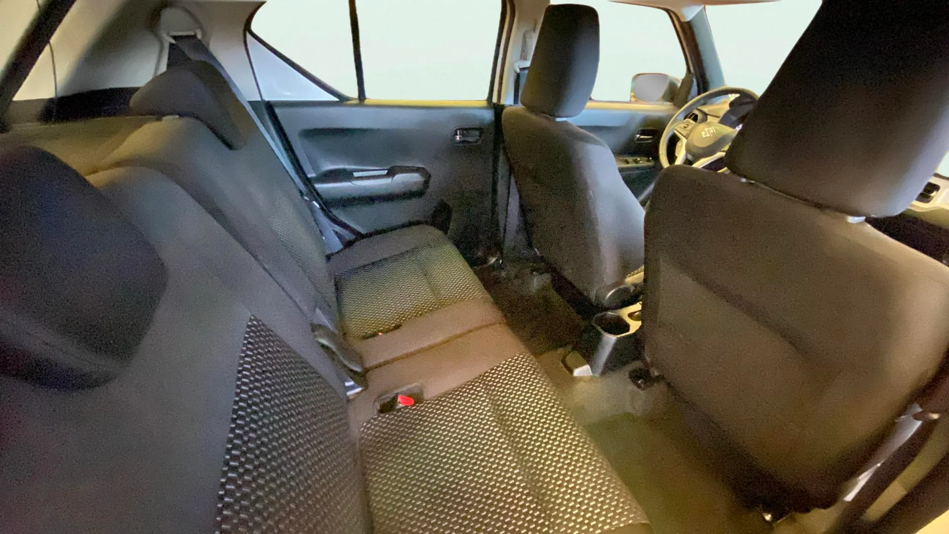 Suzuki Ignis 1.2 GLX Mild Hybrid - foto 15